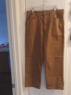 Well Worn High Rise Classic Straight Pants - Color Nutshell Unisex Men Or Womens